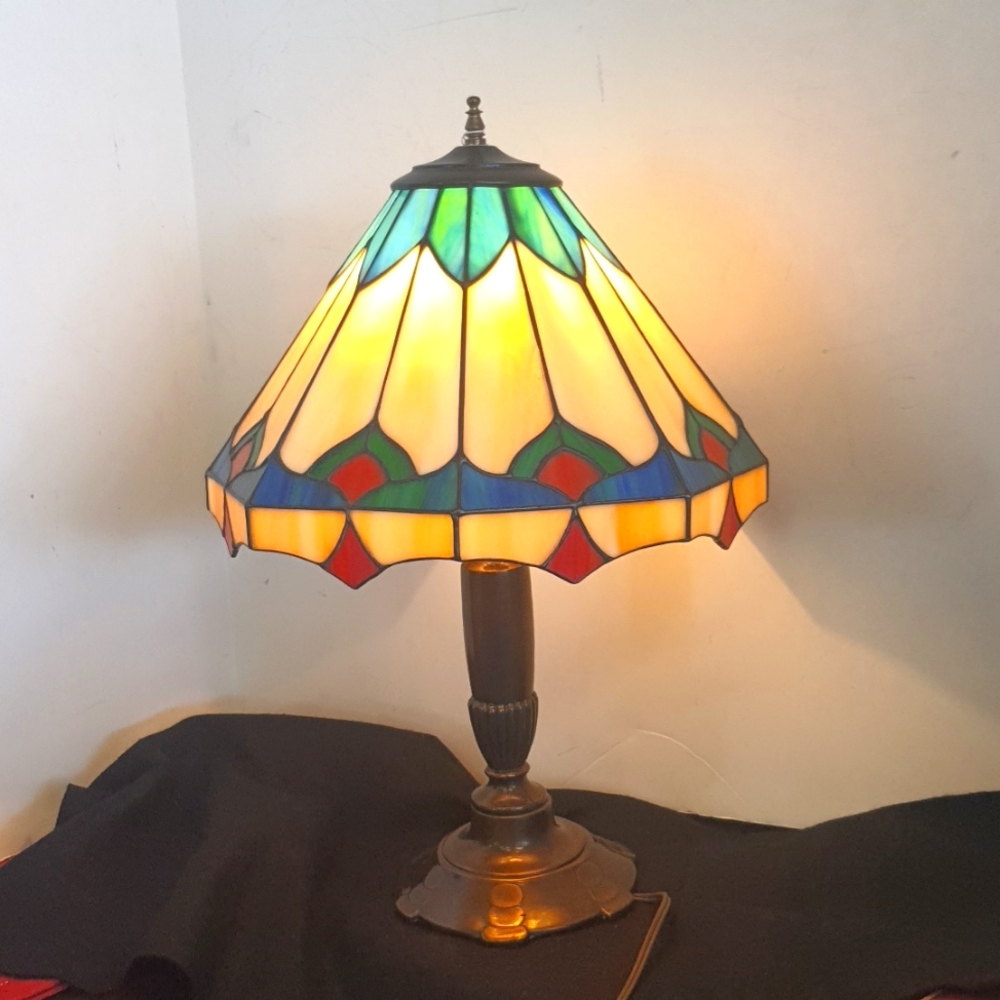 Vintage DAV Art N.Y. Lamp Circa 1940